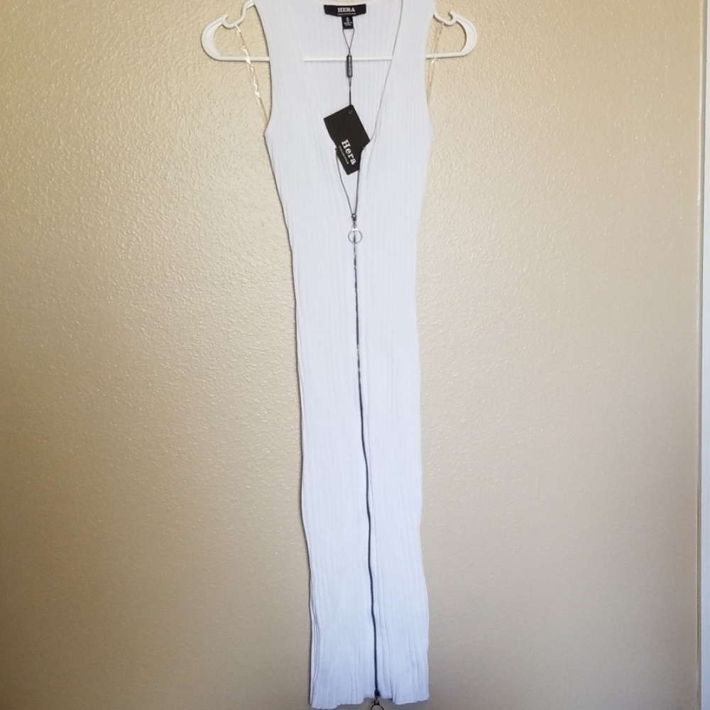 Nwt Ribbed dress! - Picture 2 of 4